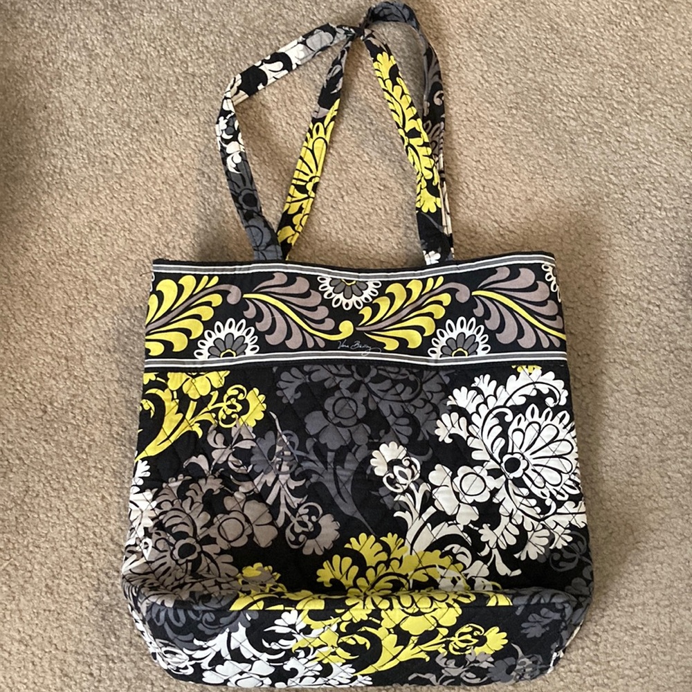Mid sized shoulder bag baroque pattern